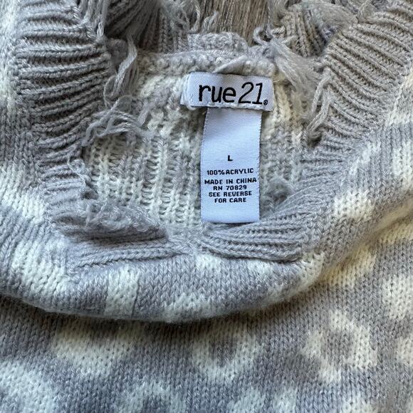 Grunge Leopard Distressed Crop Sweater Neutral Raw Hem Large Rue 21 - Picture 3 of 4